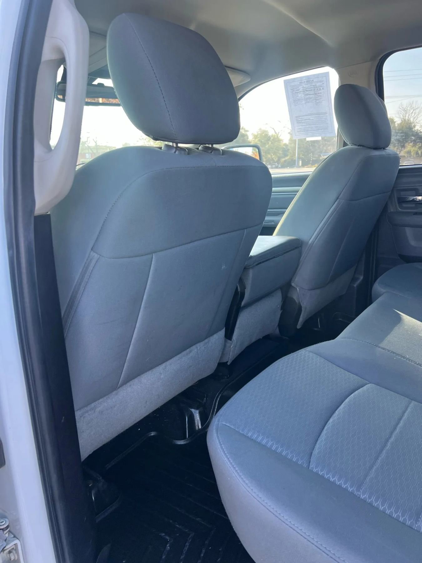 Used 2015 RAM 1500 Classic SLT image 14