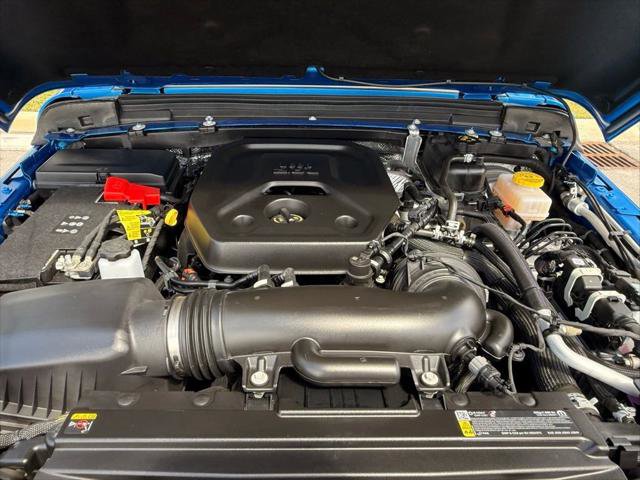 Certified 2025 Jeep Wrangler Sahara w/ Safety Group image 33