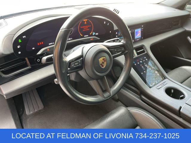 Used 2021 Porsche Taycan image 10