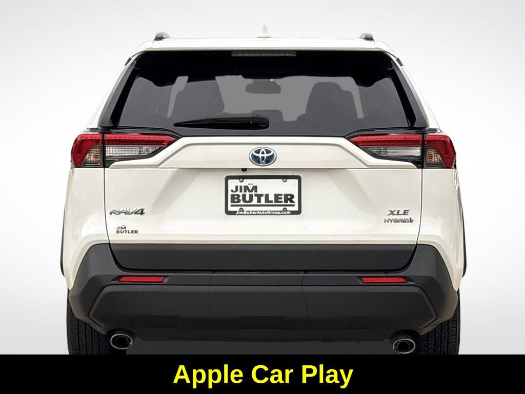Used 2022 Toyota RAV4 XLE image 6