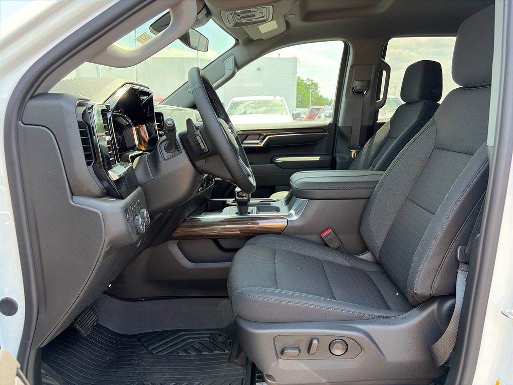 New 2026 Chevrolet Silverado 1500 LT Trail Boss w/ Convenience Package II AWD/4WD image 13