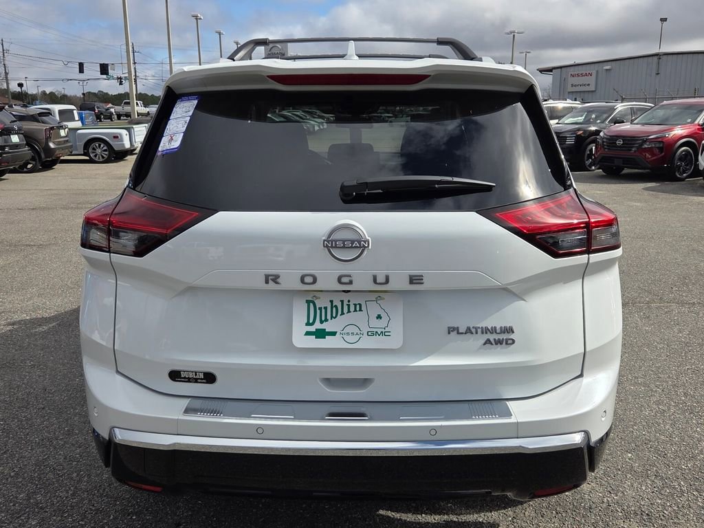 New 2026 Nissan Rogue Platinum image 9