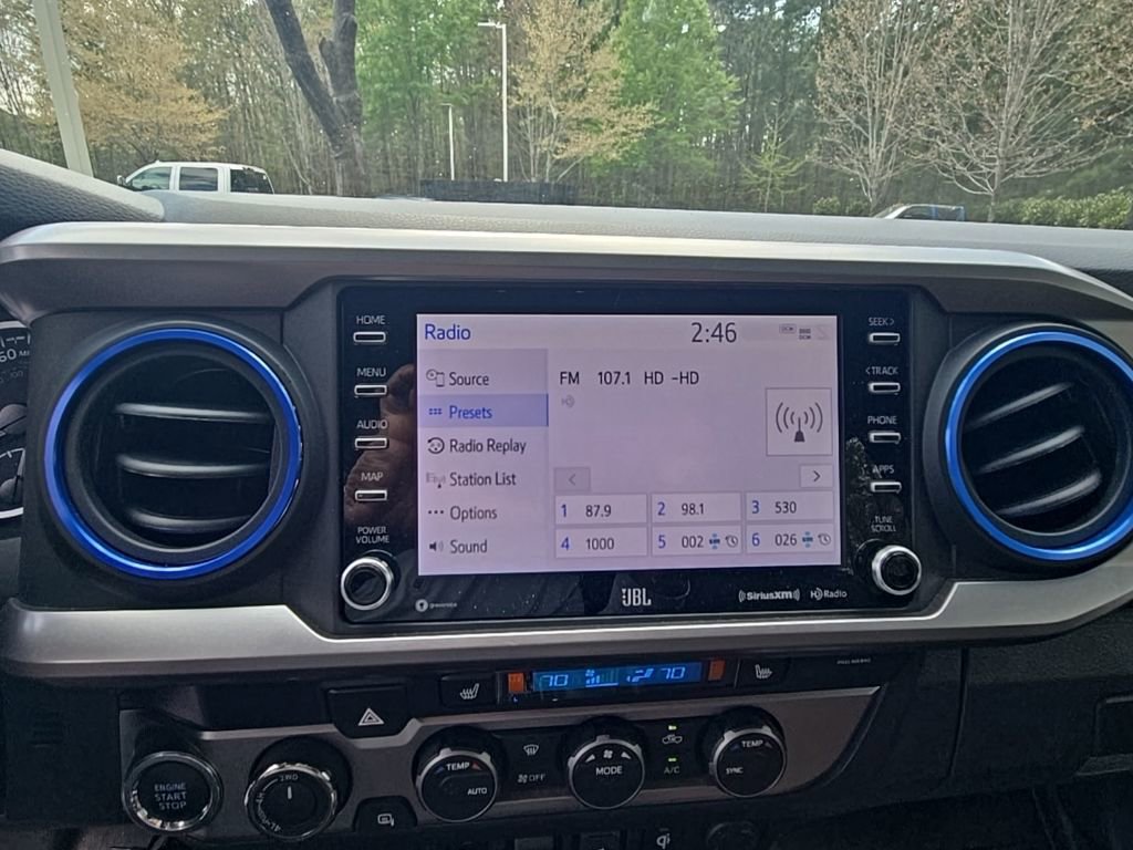 Used 2022 Toyota Tacoma Limited image 6