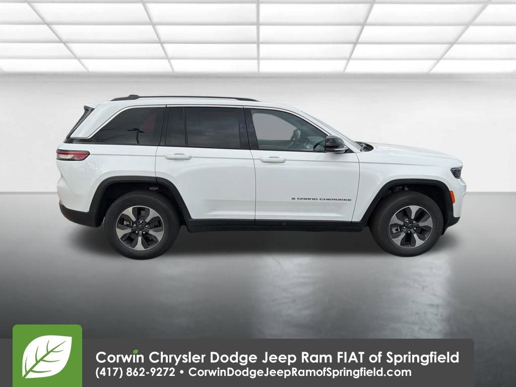 Used 2022 Jeep Grand Cherokee Limited 4xe image 9