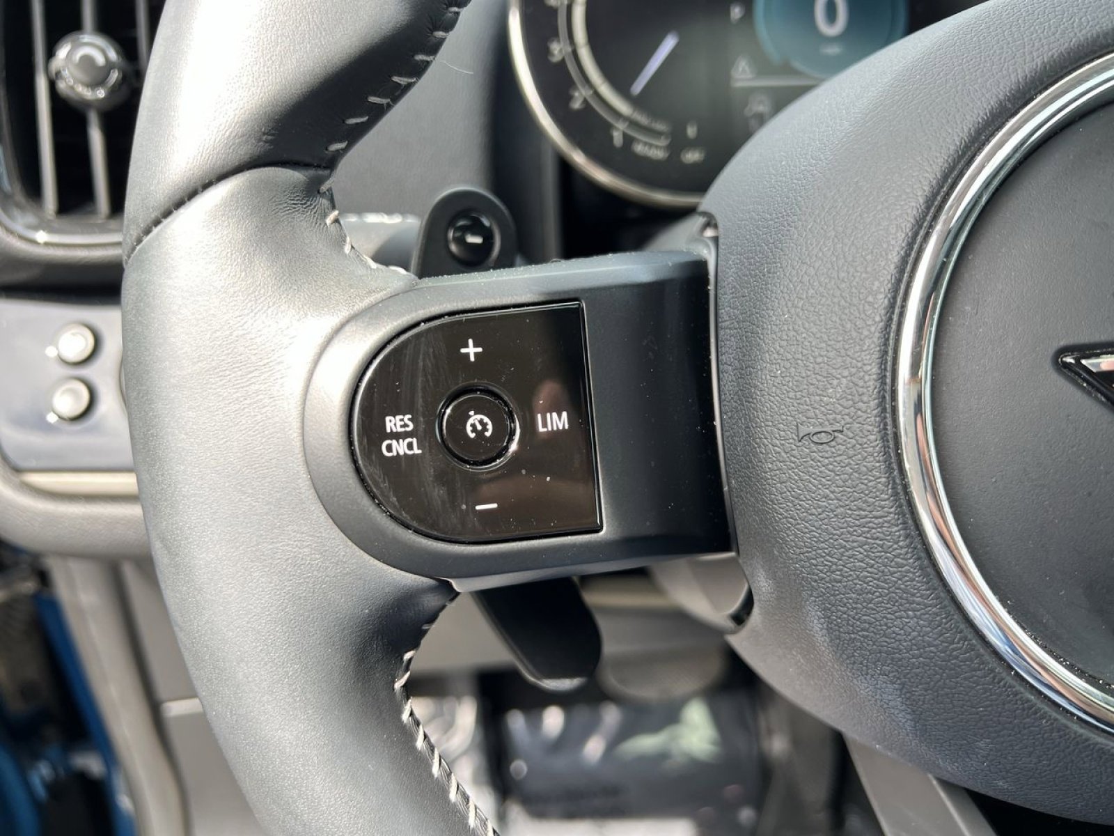 Used 2024 MINI Cooper Countryman S FWD image 34