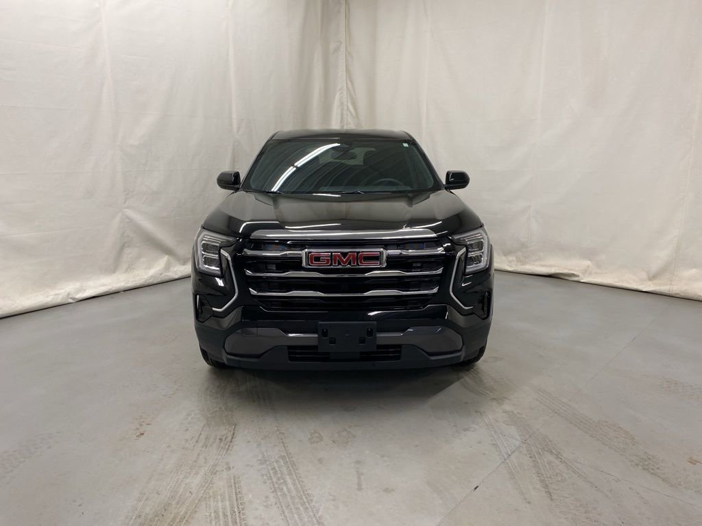 Used 2025 GMC Terrain Elevation image 3