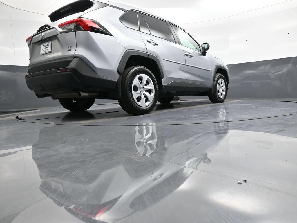 Certified 2024 Toyota RAV4 LE AWD/4WD image 29