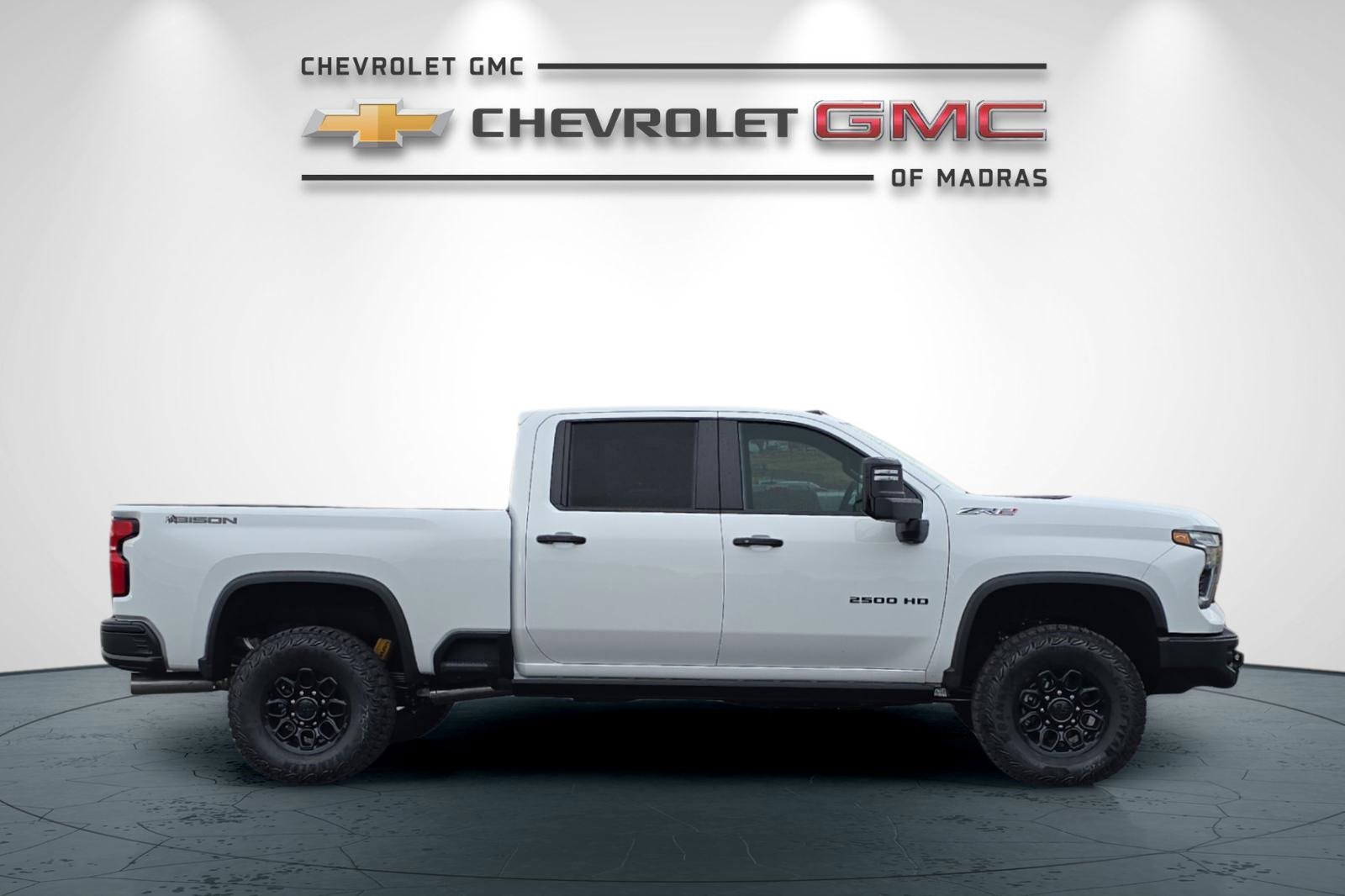 New 2026 Chevrolet Silverado 2500 ZR2 w/ ZR2 Bison Edition image 2