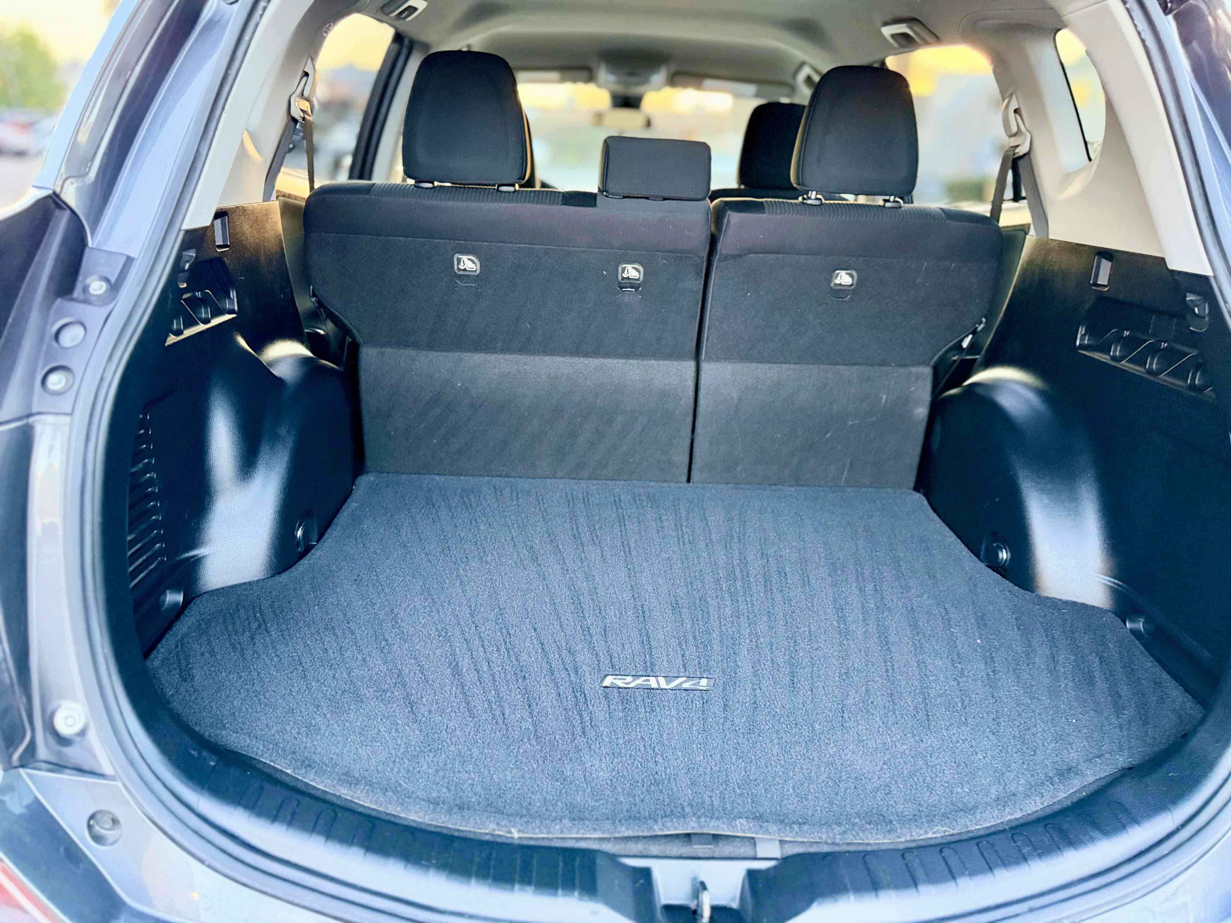 Used 2017 Toyota RAV4 LE w/ Carpet Mat Package FWD image 24