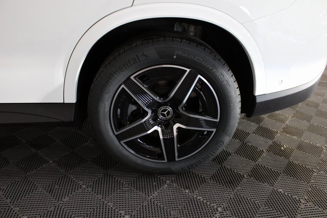New 2025 Mercedes-Benz GLC 350e 4MATIC image 10