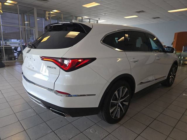 Used 2025 Acura MDX FWD w/ Technology Package image 8