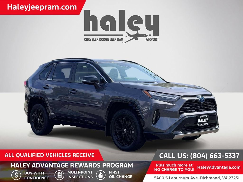 Used 2024 Toyota RAV4 XSE AWD/4WD image 1