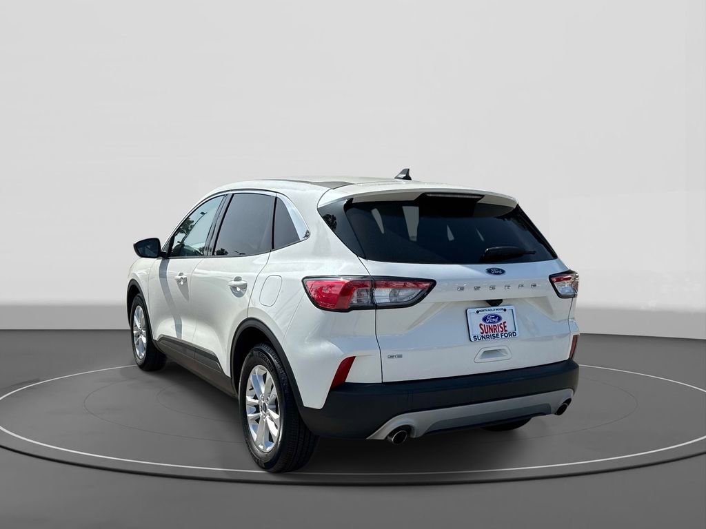 Certified 2022 Ford Escape SE image 7