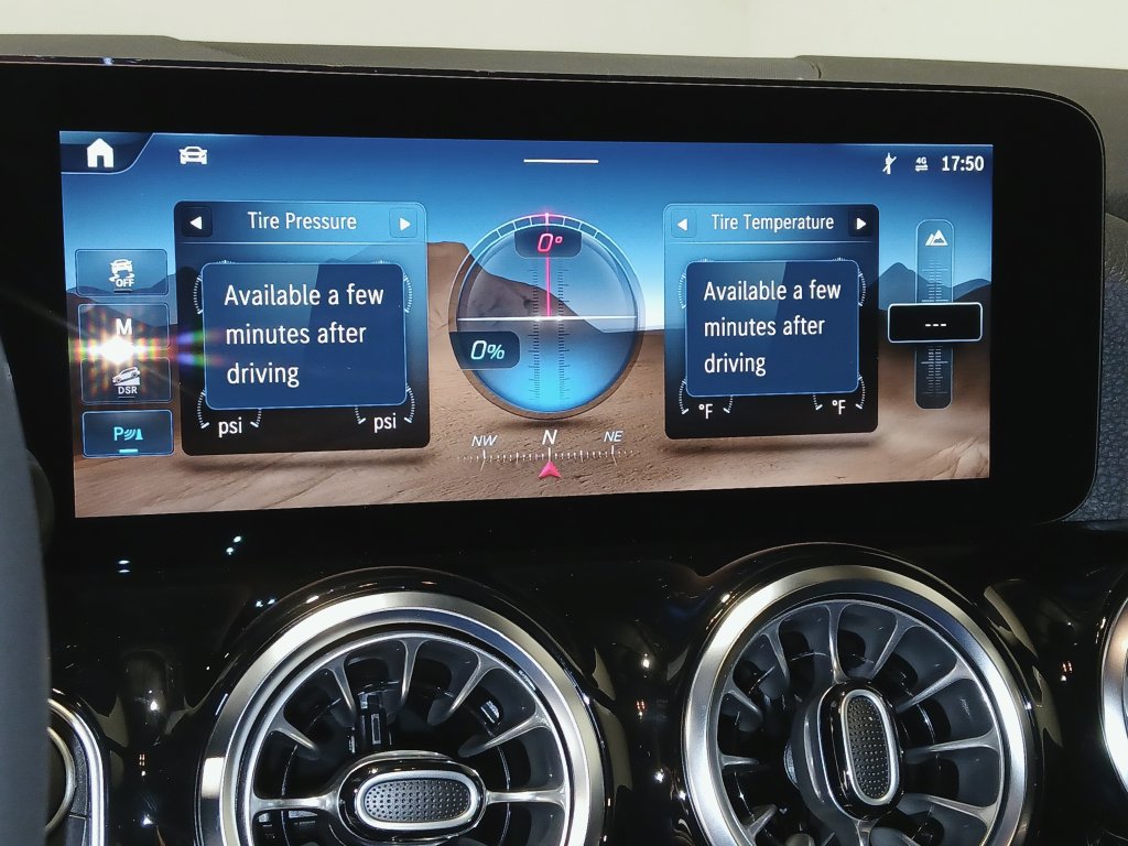 New 2026 Mercedes-Benz GLA 250 4MATIC image 28