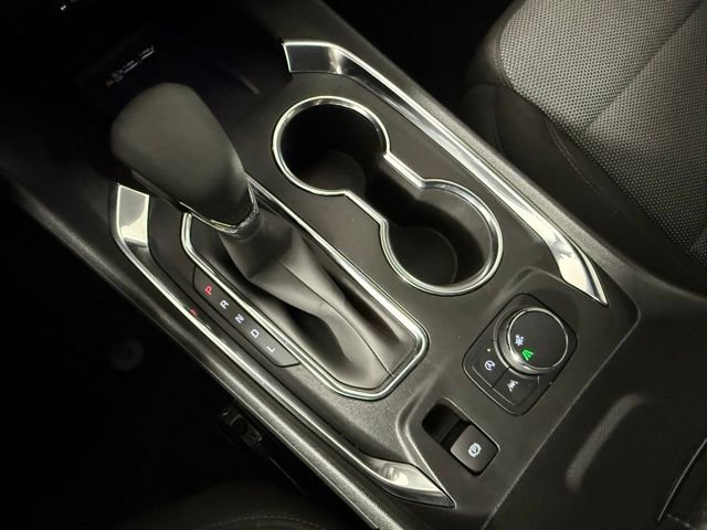 Used 2023 Chevrolet Traverse LT FWD image 25