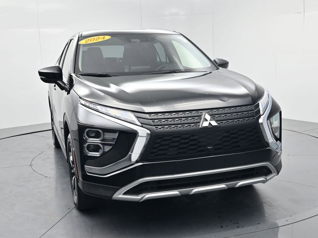 Used 2024 Mitsubishi Eclipse Cross SE AWD/4WD image 2
