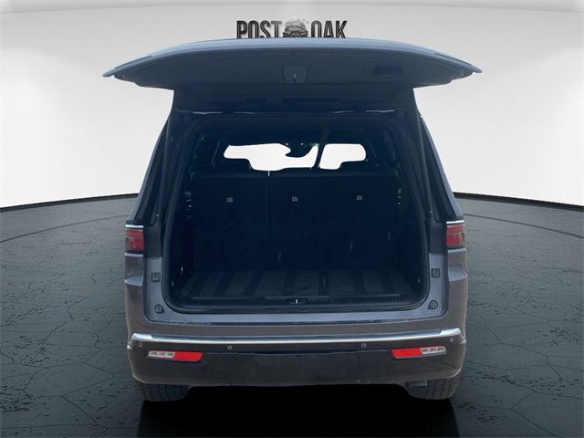 Used 2023 Jeep Wagoneer Series II image 14