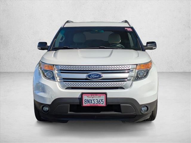 Used 2015 Ford Explorer XLT image 2