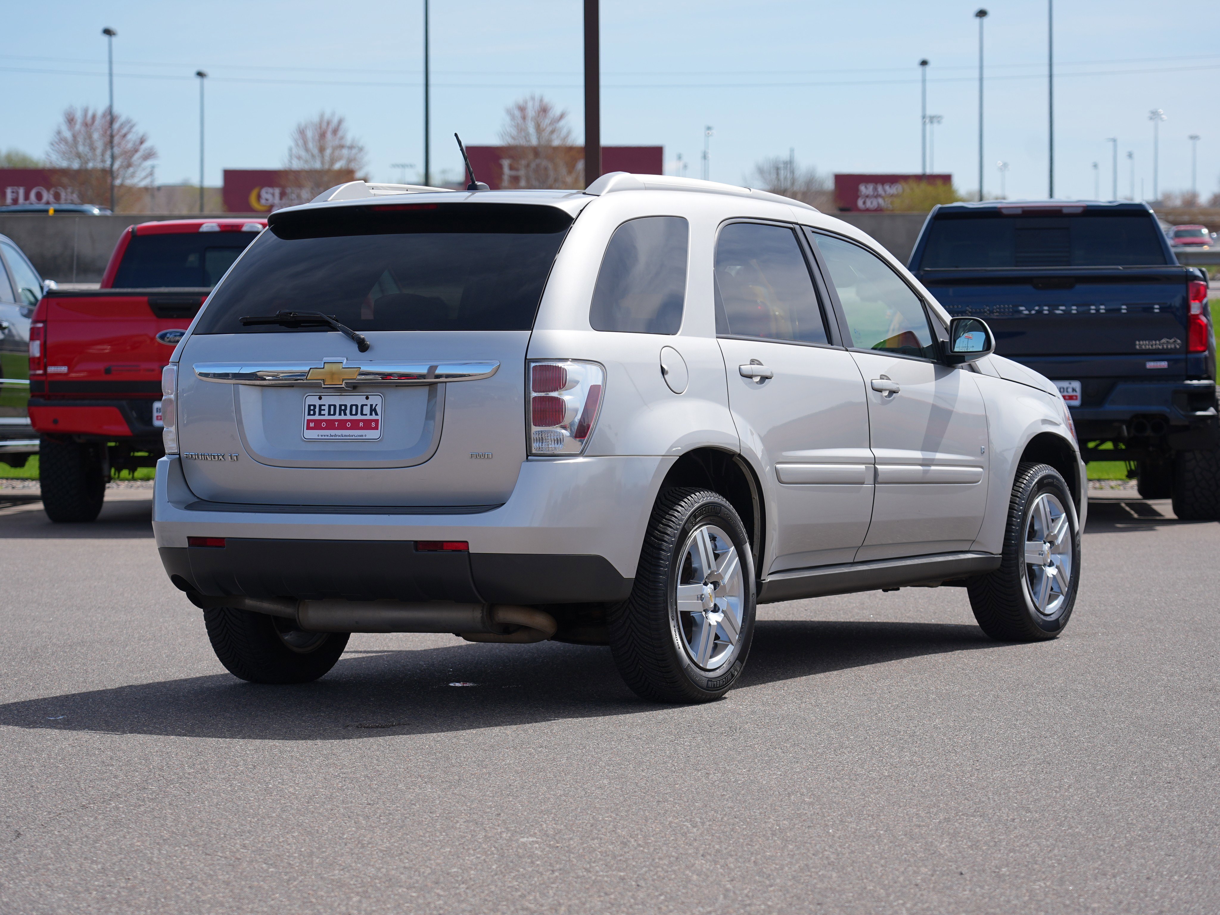 Used 2008 Chevrolet Equinox LT w/ LT Preferred Equipment Group AWD/4WD image 3