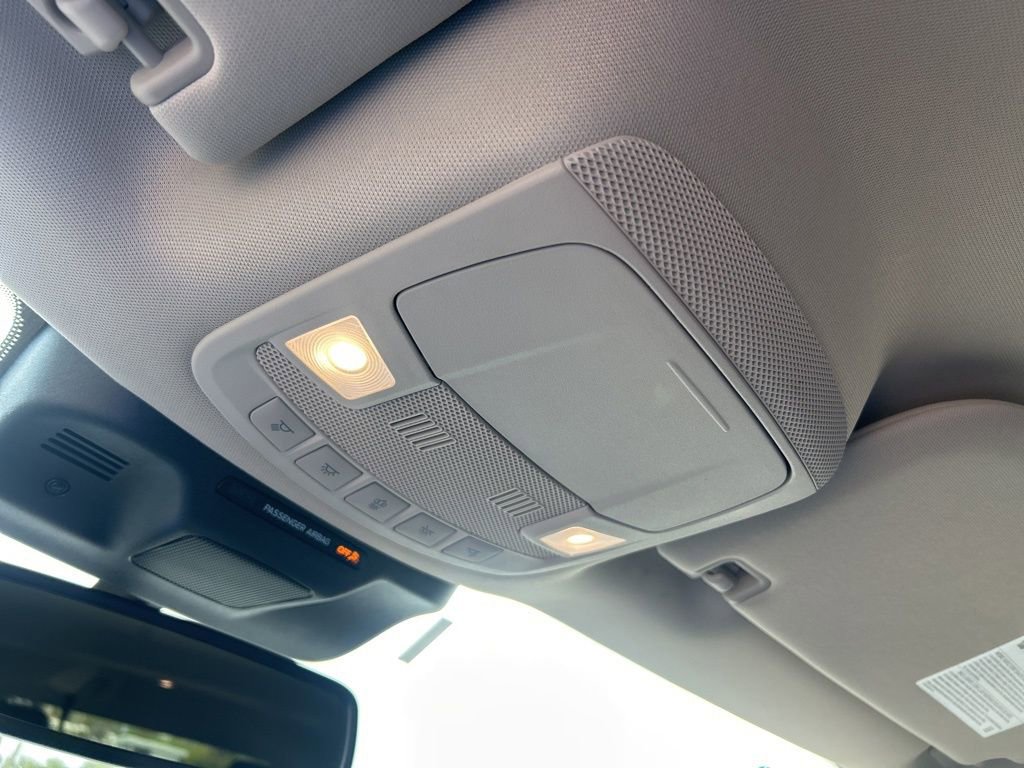 Used 2024 Ford Expedition XLT image 42