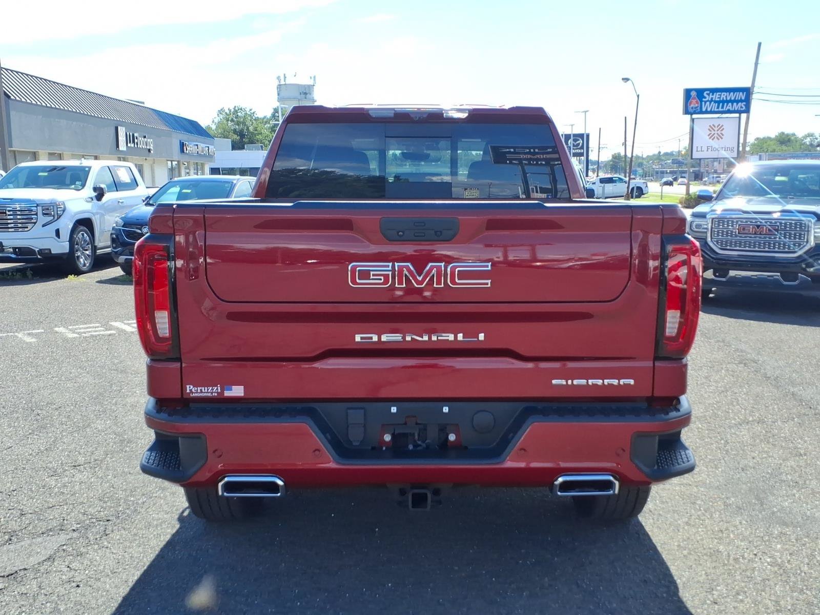 Certified 2020 GMC Sierra 1500 Denali w/ Denali Ultimate Package AWD/4WD image 4
