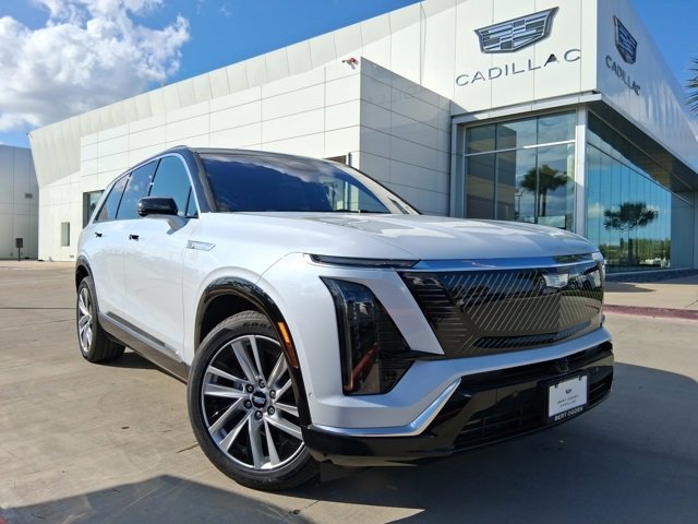 New 2026 Cadillac Vistiq Luxury w/ LPO, Floor Liner Package image 1