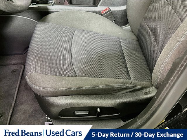 Used 2018 Chevrolet Cruze LT w/ Convenience Package FWD image 25
