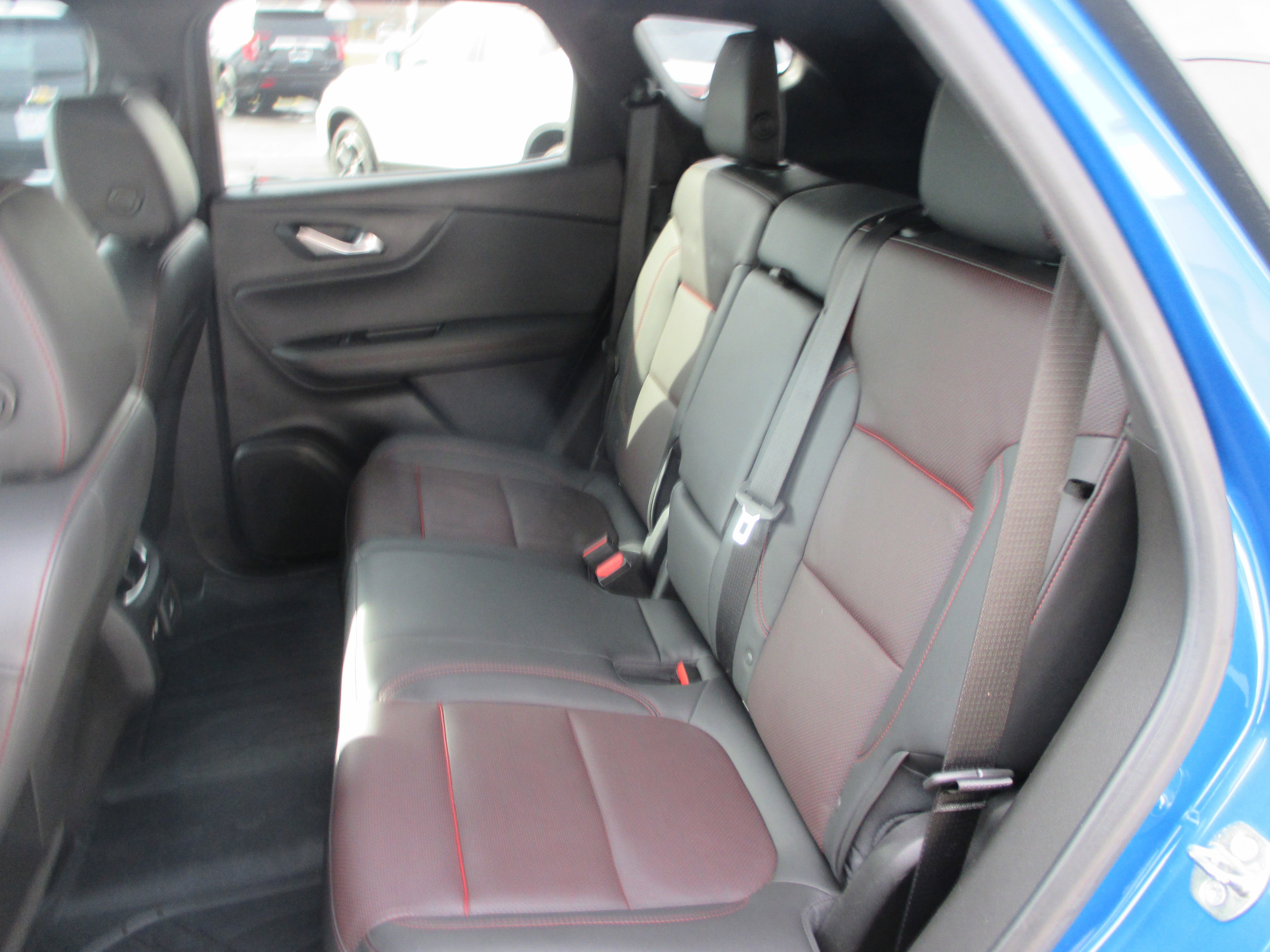 Used 2020 Chevrolet Blazer RS w/ LPO, Floor Liner Package image 12