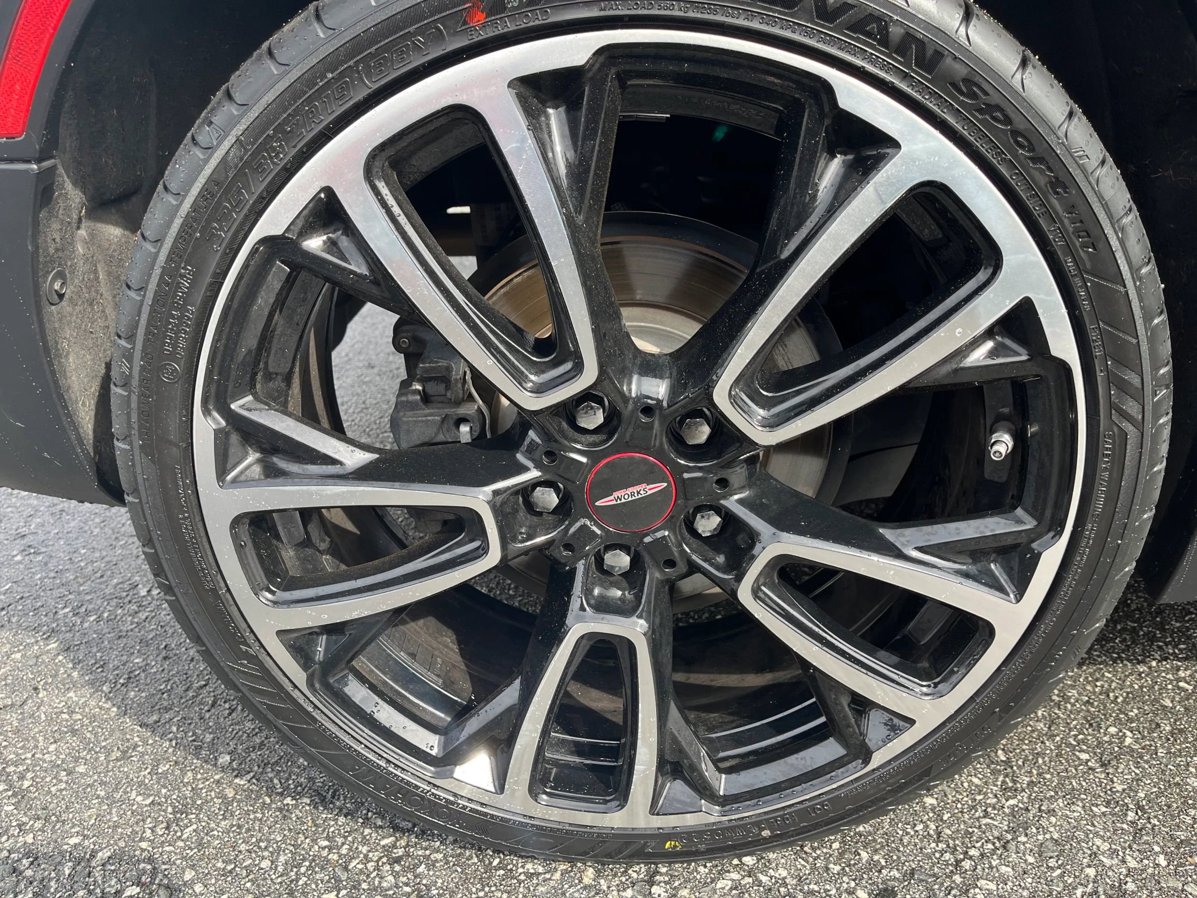 Used 2016 MINI Cooper Clubman S image 24