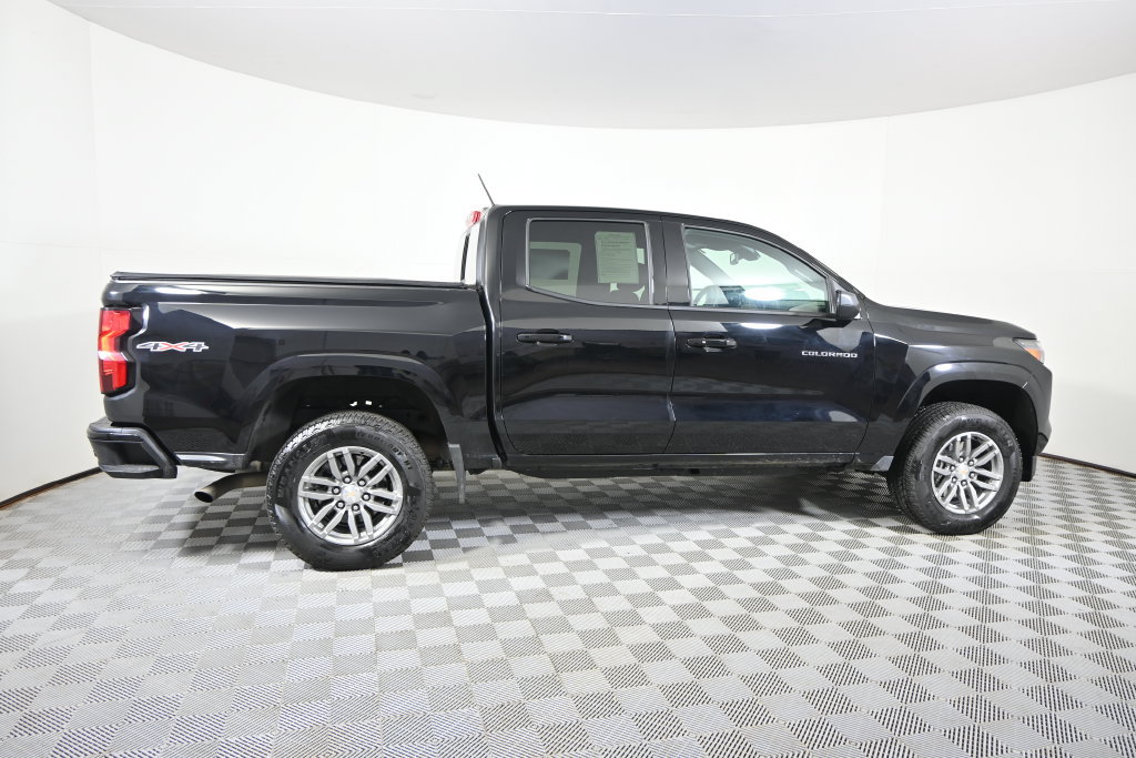 Used 2026 Chevrolet Colorado LT w/ Advanced Trailering Package AWD/4WD image 8