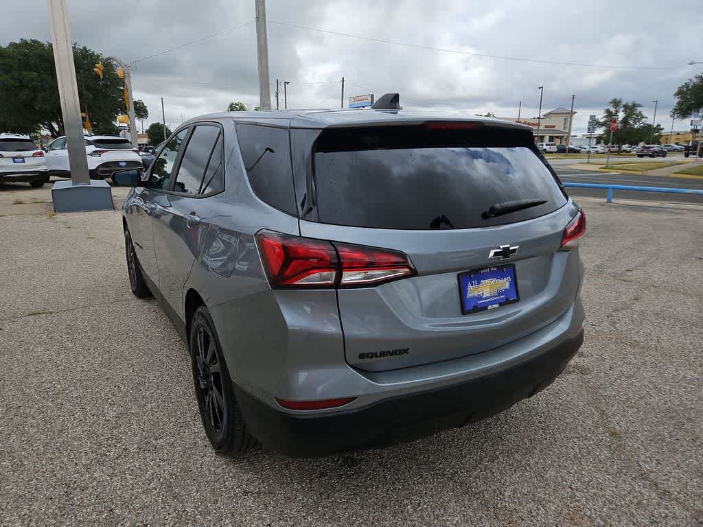 Used 2023 Chevrolet Equinox LS w/ LS Convenience Package FWD image 6