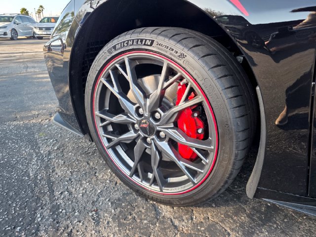 Used 2025 Chevrolet Corvette Stingray Preferred Conv w/ Z51 Performance Package RWD image 15