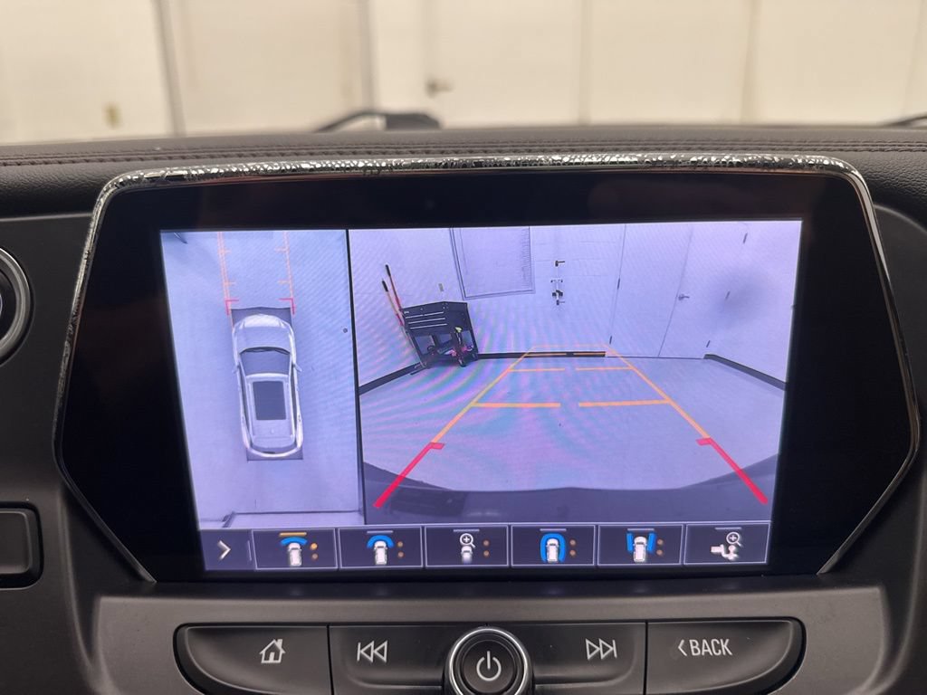 Used 2019 Chevrolet Blazer Premier w/ Sun and Wheels Package AWD/4WD image 3