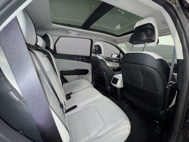 Used 2026 Kia Sportage SX image 19
