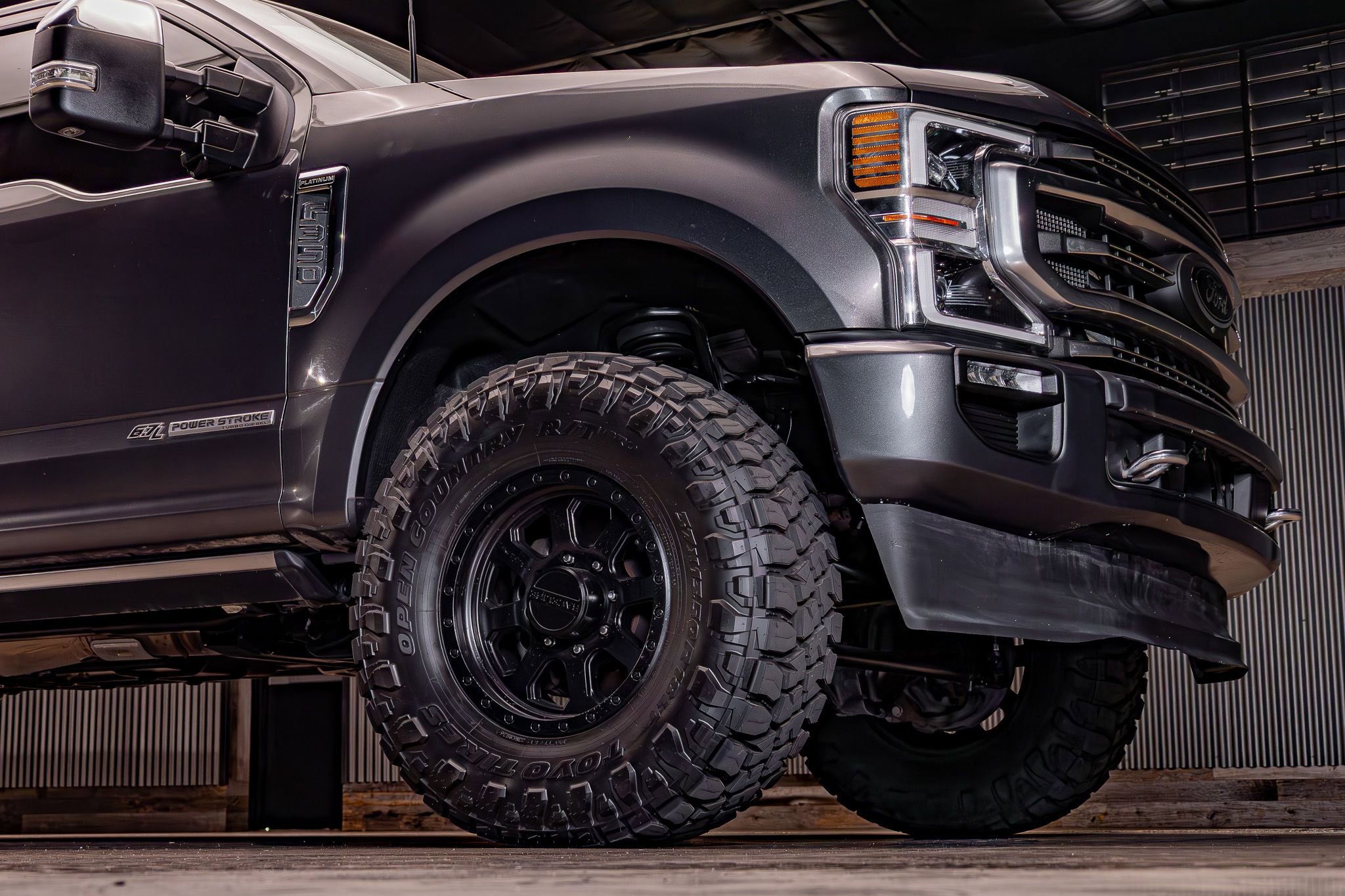 Used 2020 Ford F350 Platinum AWD/4WD image 12