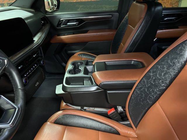 Used 2025 Chevrolet Tahoe LS image 20