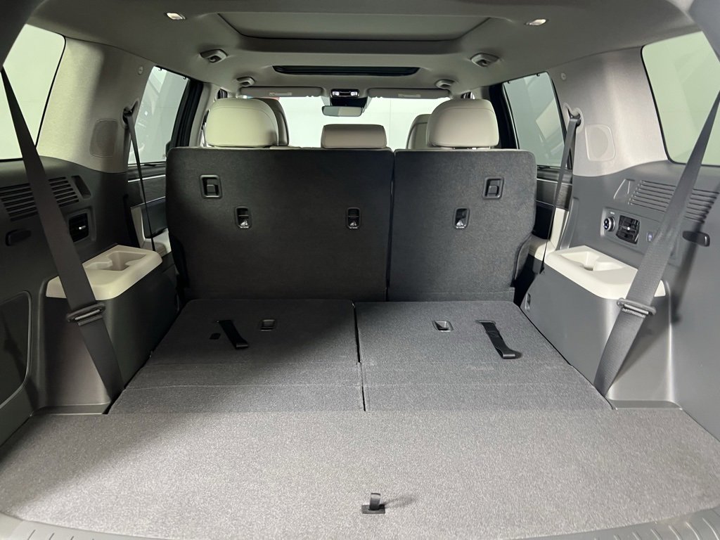 Used 2024 Hyundai Santa Fe Limited image 38