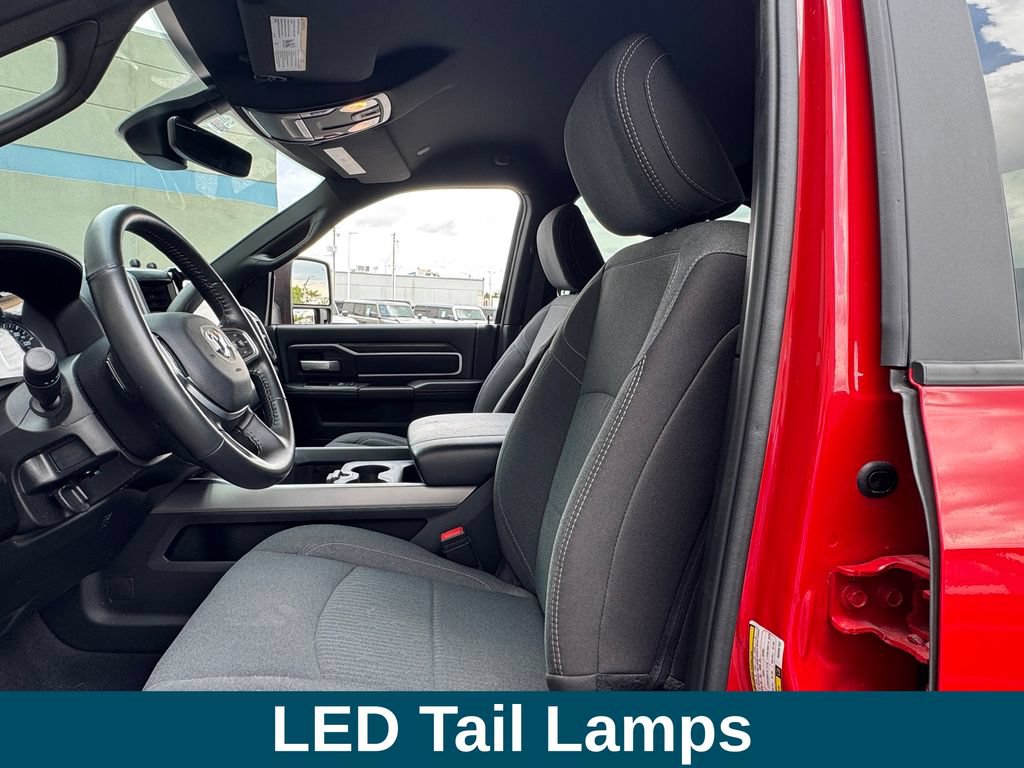 Used 2024 RAM 3500 Big Horn w/ Night Edition AWD/4WD image 20