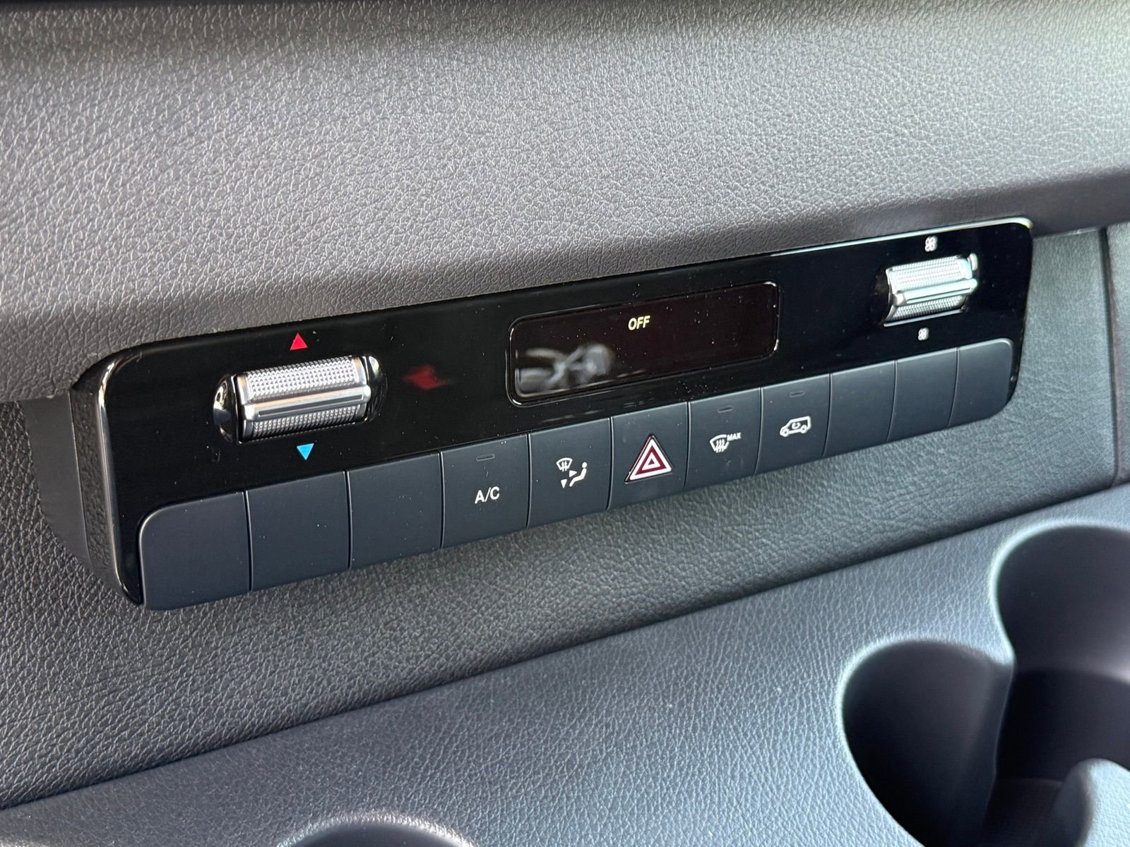 New 2025 Mercedes-Benz Sprinter 2500 image 29