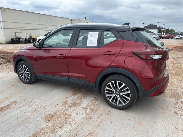 Used 2021 Nissan Kicks SV FWD image 14