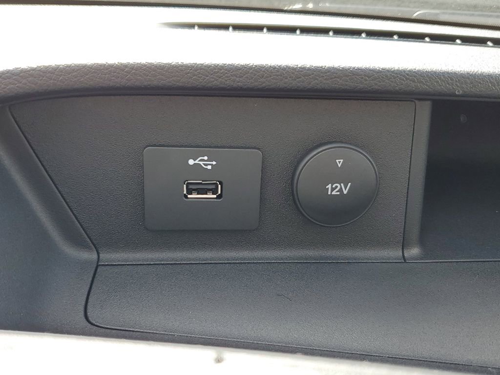 New 2025 Ford Transit 250 Low Roof image 24