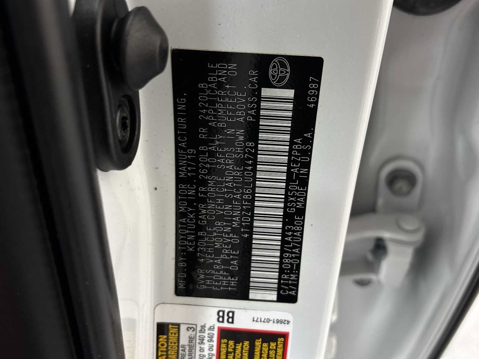 Certified 2020 Toyota Avalon Limited w/ Advanced Safety Package FWD image 11
