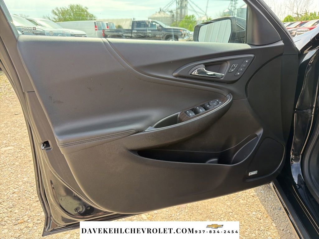 Used 2023 Chevrolet Malibu LT w/ LPO, Floor Liner Package image 9