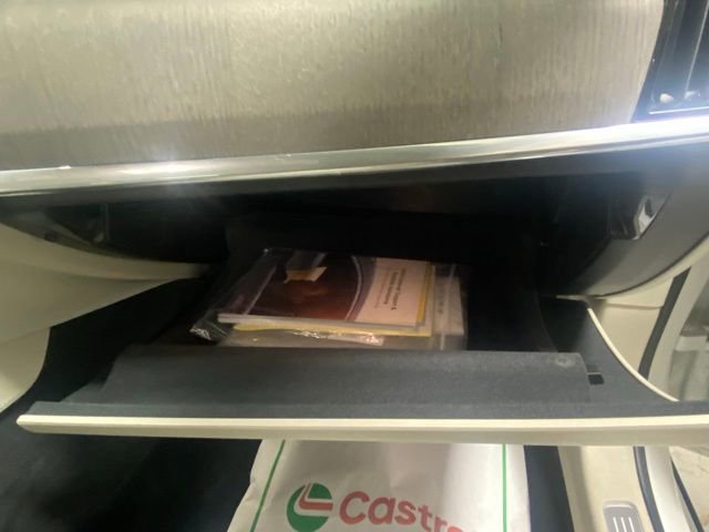 Used 2025 Volvo S90 T8 Ultra w/ Lounge Package image 30