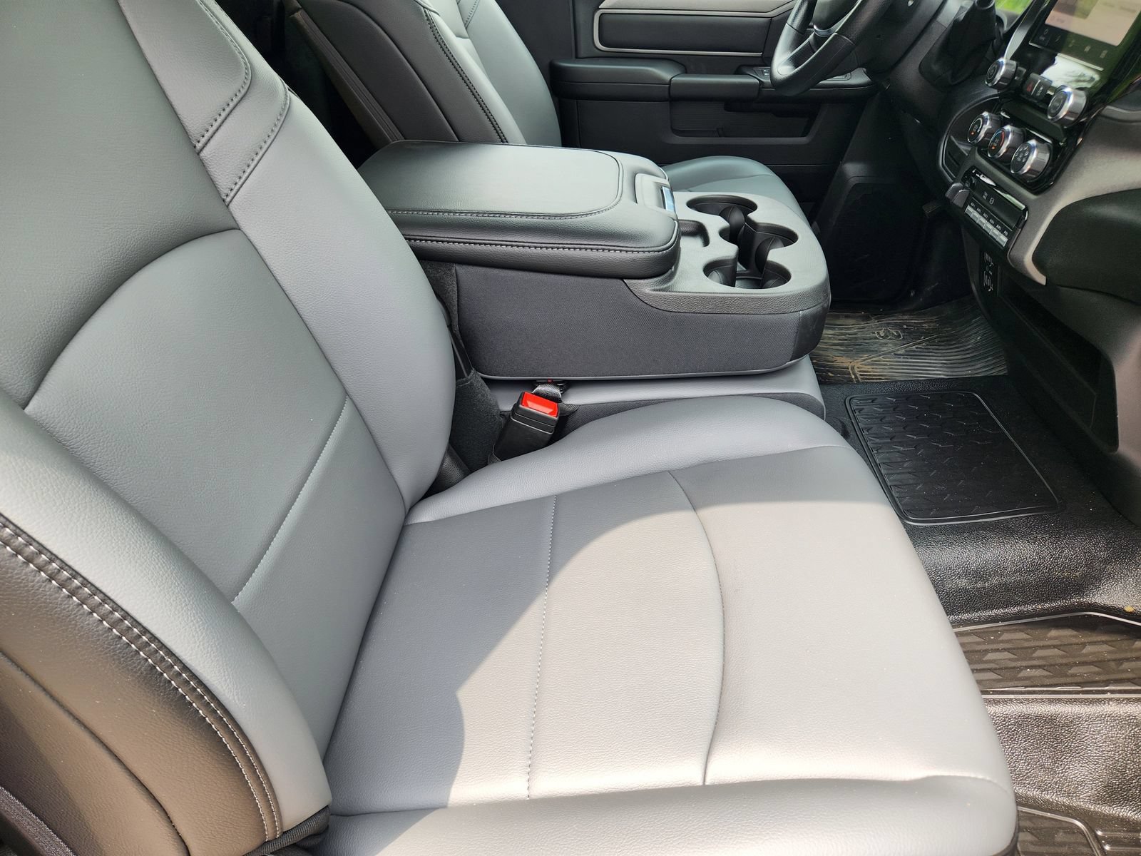 New 2025 RAM 3500 Tradesman RWD image 13