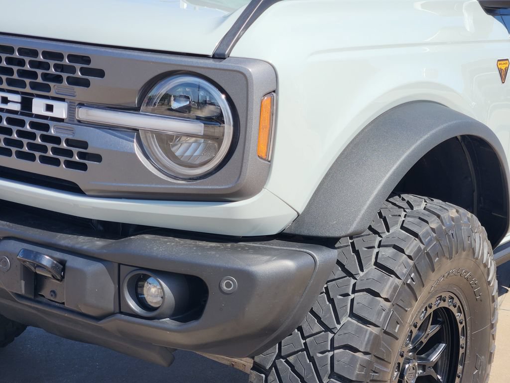 Used 2023 Ford Bronco Badlands AWD/4WD image 8