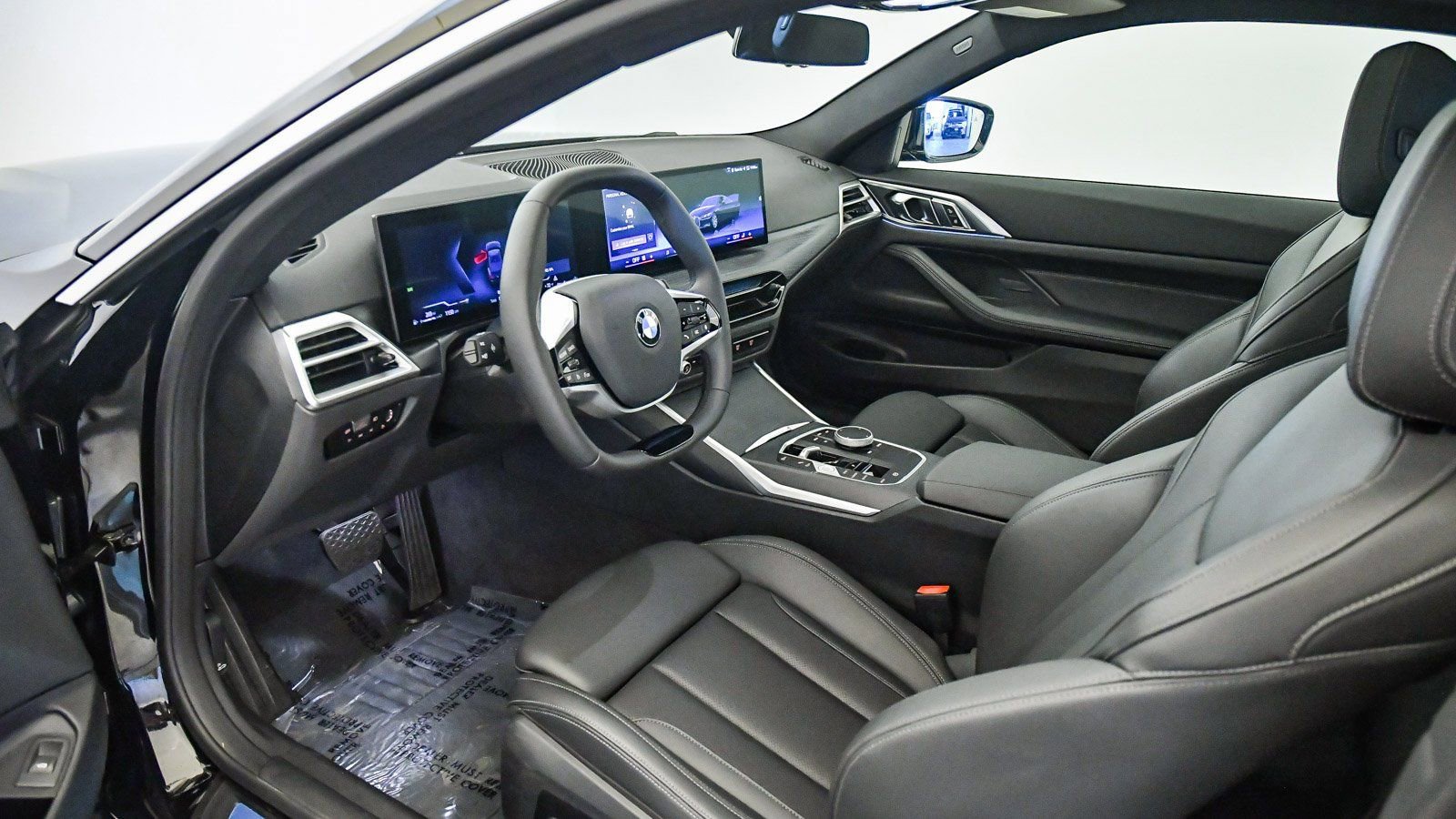 Used 2025 BMW 430i Coupe w/ Convenience Package RWD image 17