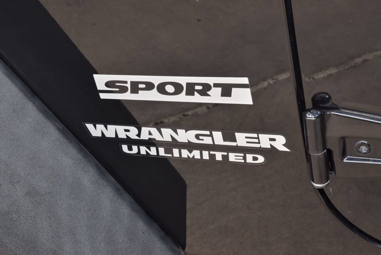 Used 2017 Jeep Wrangler Unlimited Sport w/ Quick Order Package 24S AWD/4WD image 40