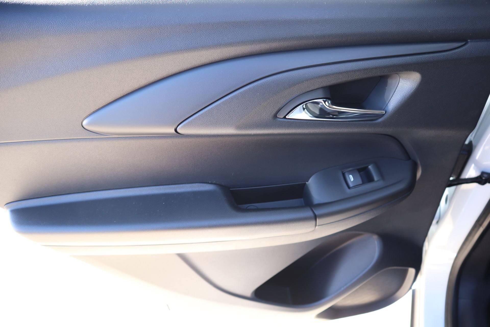 New 2026 Chevrolet TrailBlazer LT w/ LPO, Blackout Package image 17