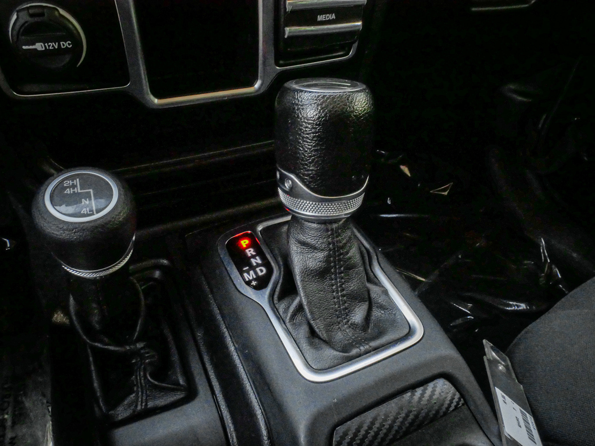 Used 2021 Jeep Gladiator Sport image 25